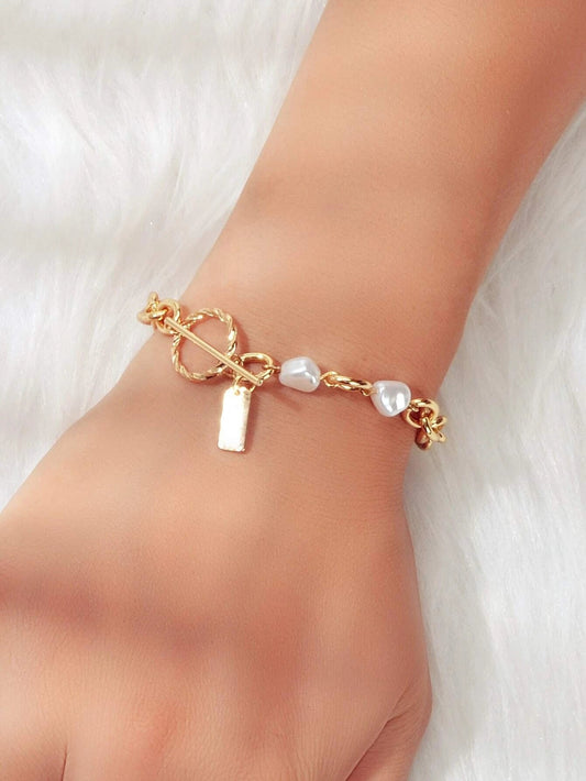Pearl Decor Letter Tag Charm Heavy Solid Chain Buckle Bracelet Textured Jewelry
